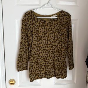 Great used condition Loft sweater.
